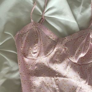 NWOT Zara Floral Bodysuit